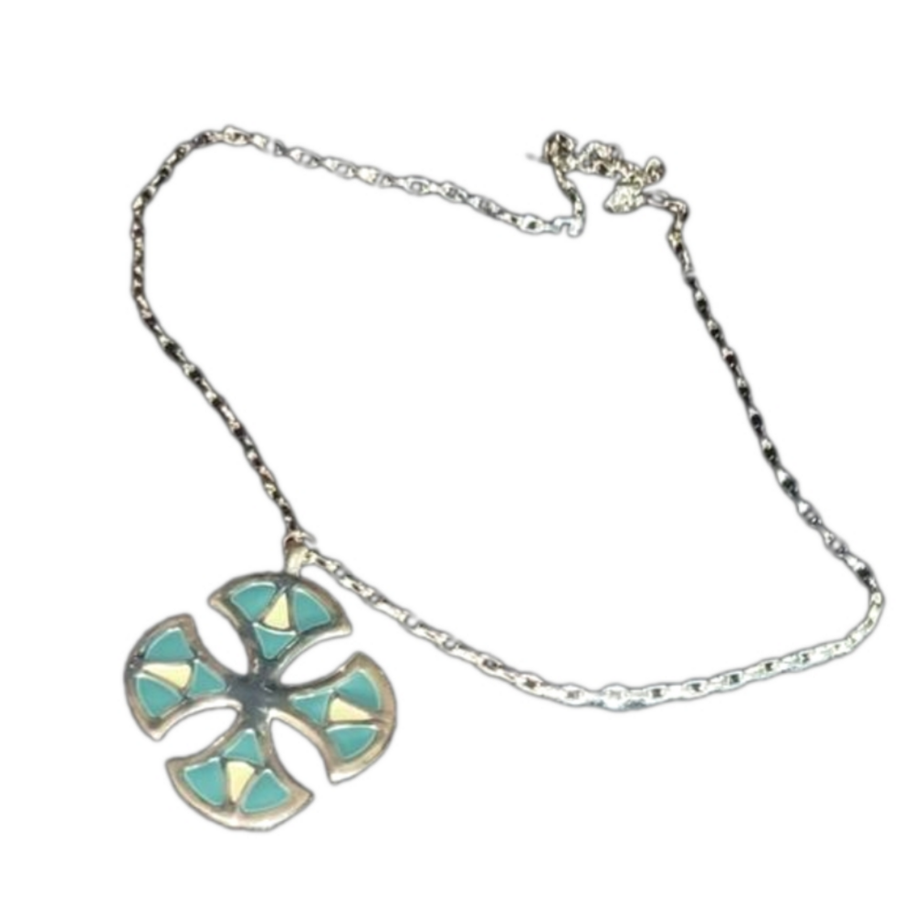 Liz&Co womens 4 leaf clover  necklace